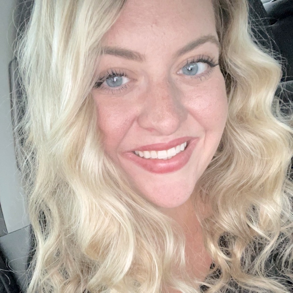 Meet your Posher, Makayla